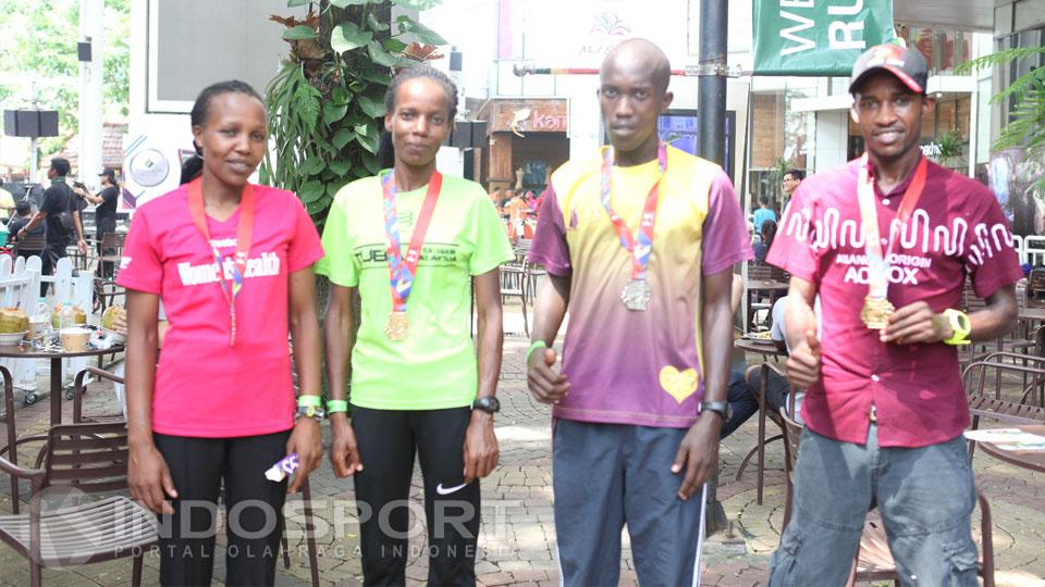 Tiga dari empat pelari asal Kenya keluar sebagai juara di Serpong Green Warrior Run 2016.